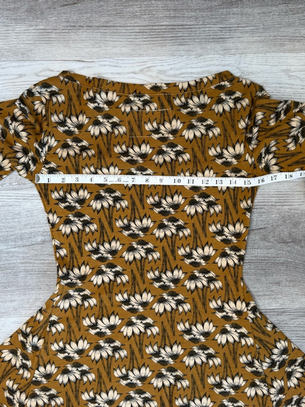 Effie's Heart The Relax Tunic Susan Mustard Floral Long-Sleeve Dress Size S NWT - Picture 10 of 13